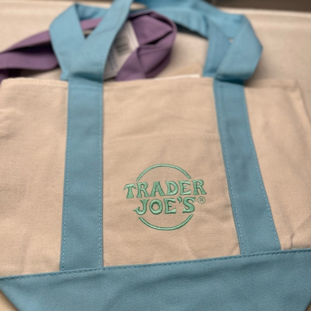 Trader Joe's Mini Canvas Tote Bags Set - Picture 4 of 6